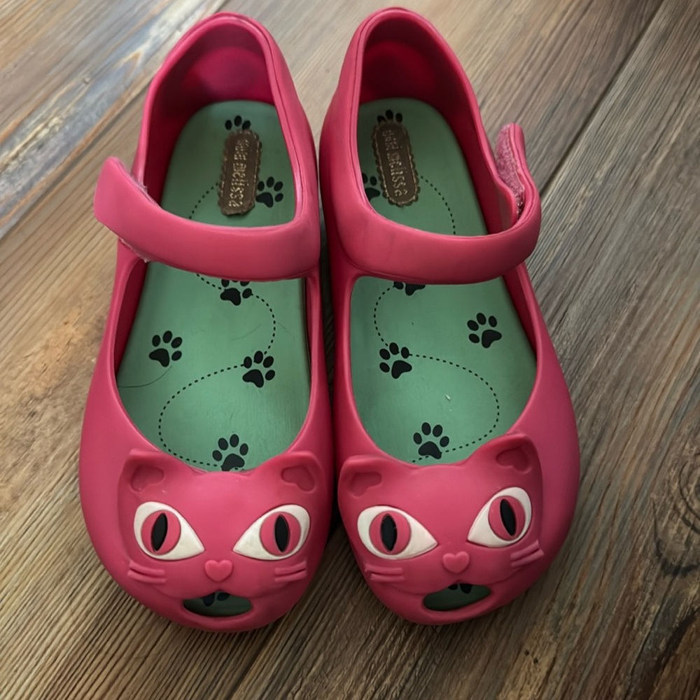 Mini Melissa pink cat shoes size 10